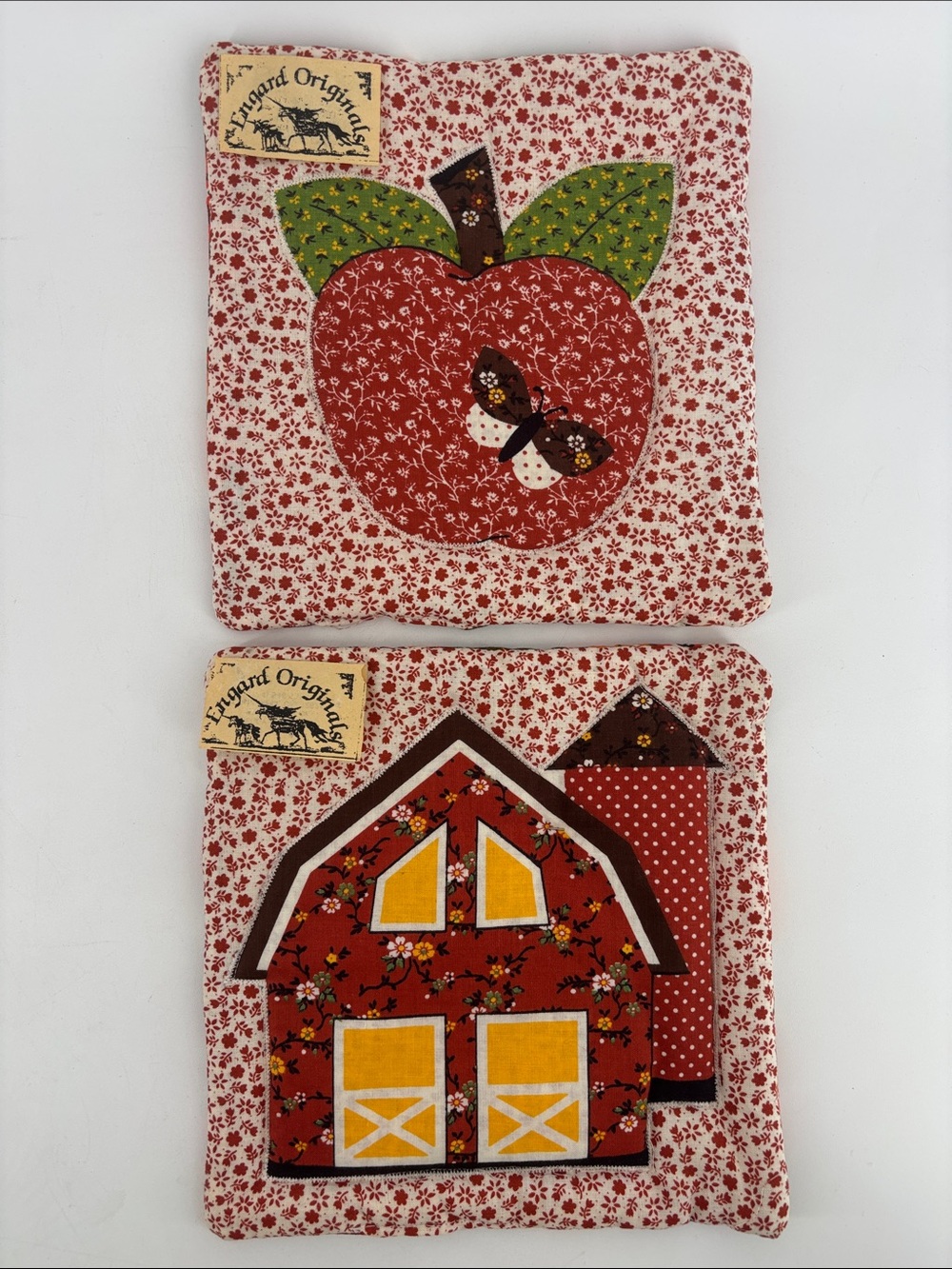 Vintage 70s-80s handmade Engard originals pot holder pair barn & apple (NOS)